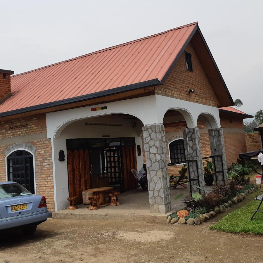 Urugano Virunga Palace Nyarugina Exterior photo